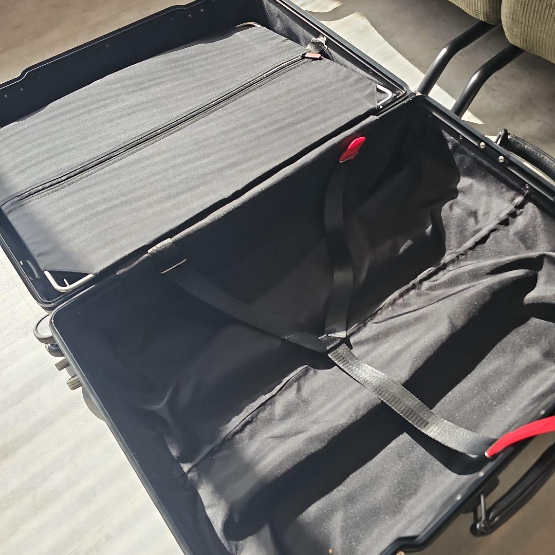 H*a様 廃盤品 イノベーター アルミ INV5811 Stealth blac