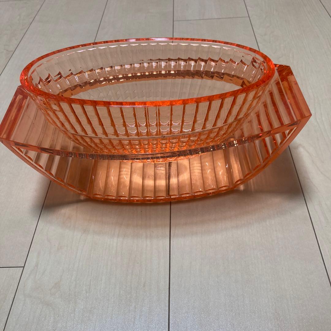 新品カルテル ！！ユーシャイン花瓶 フラワーベースオブジェ定価２９８００円