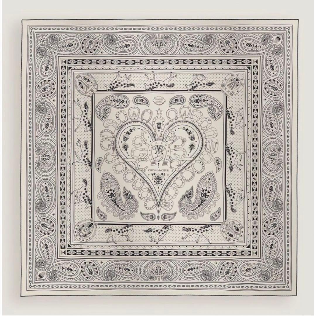 新品　2025AW　エルメス　カシシル140　シュヴァルドゥクールバンダナ白黒