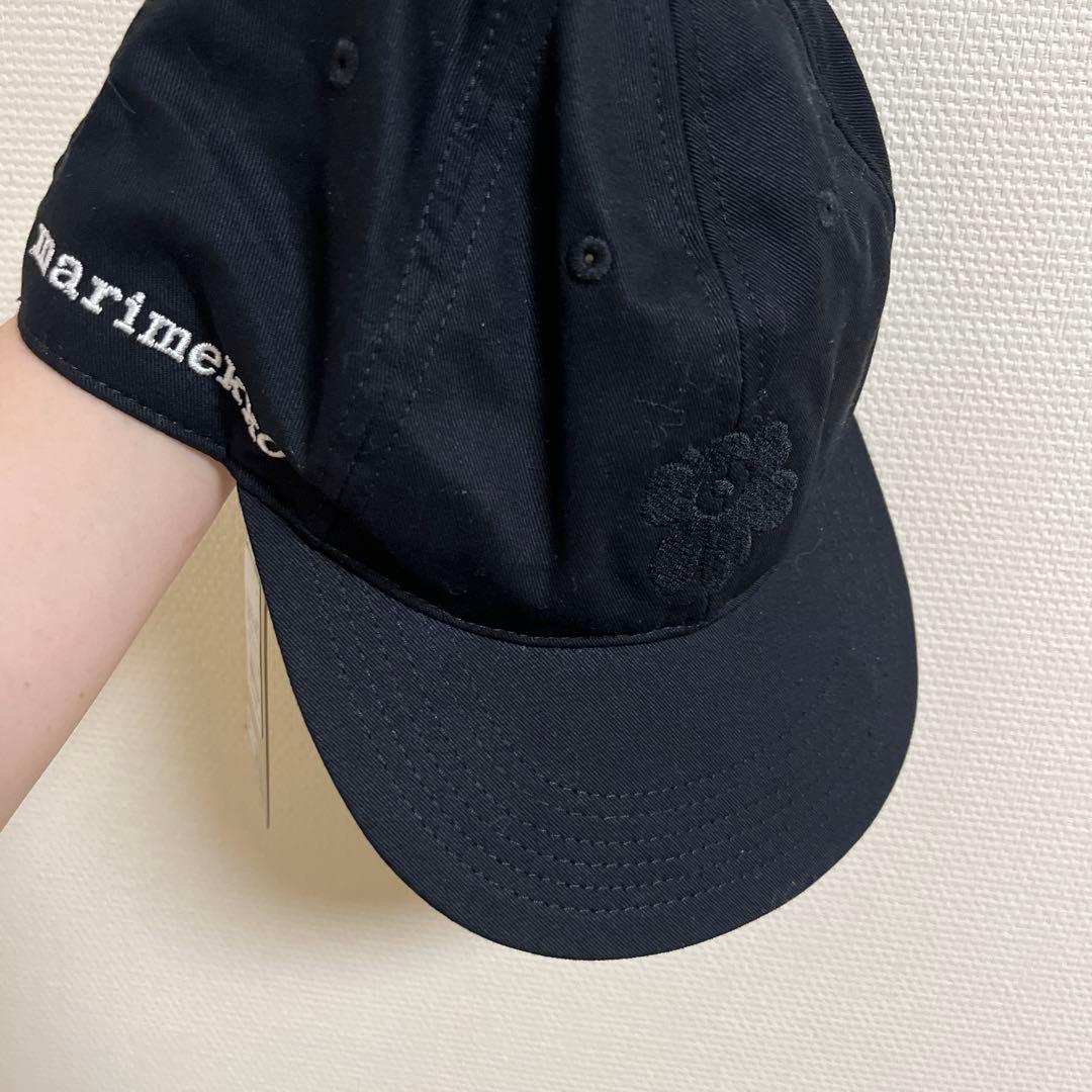 marimekko 黒 ベースボールキャップ