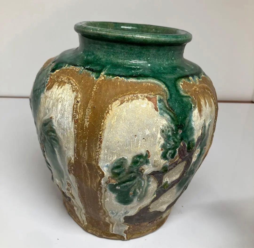 時代物　宋三彩壺　高さ22cm。 y060