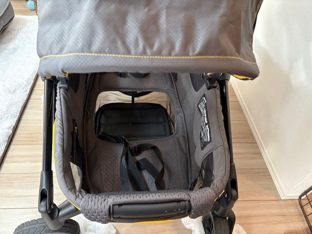 ゆ*こ様 [クリスマスセール]PIVOT XPLORER ベビーカー