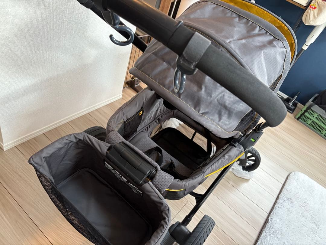 ゆ*こ様 [クリスマスセール]PIVOT XPLORER ベビーカー