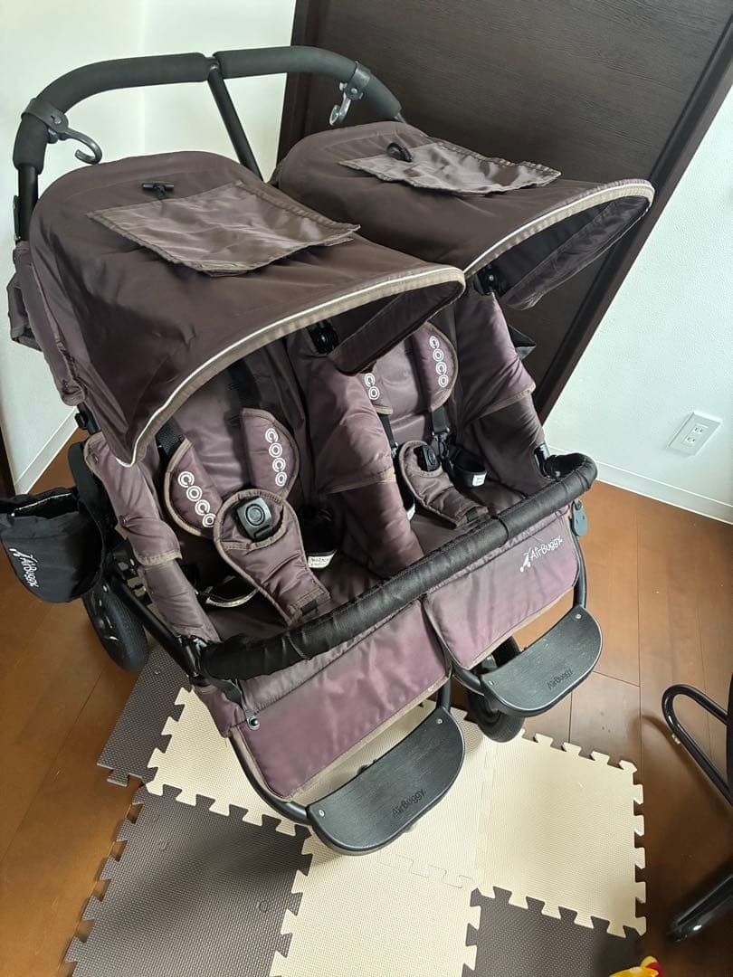 エアバギー　ココダブル⭐︎レインカバー付き