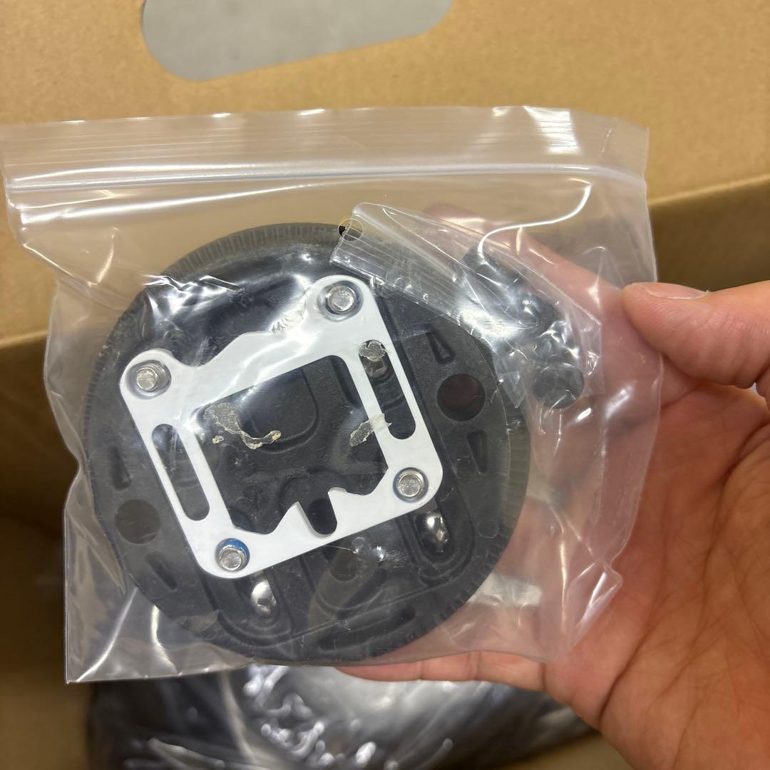 新品未使用　サロモン　RHYTHM 21-22年モデル　Lサイズ　リズム　白