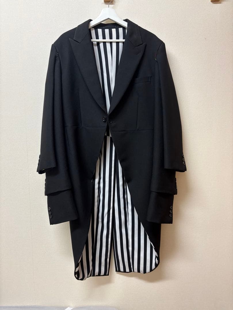 COMME des GARÇONSHOMME PLUS23ss６本袖燕尾服