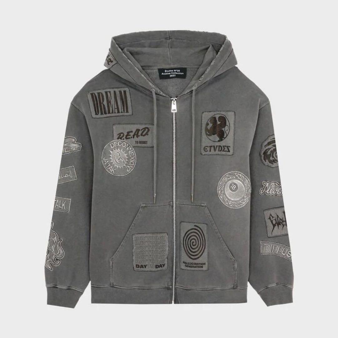 トップス ETUDES EXTRA HOOD ZIPPED PATCH