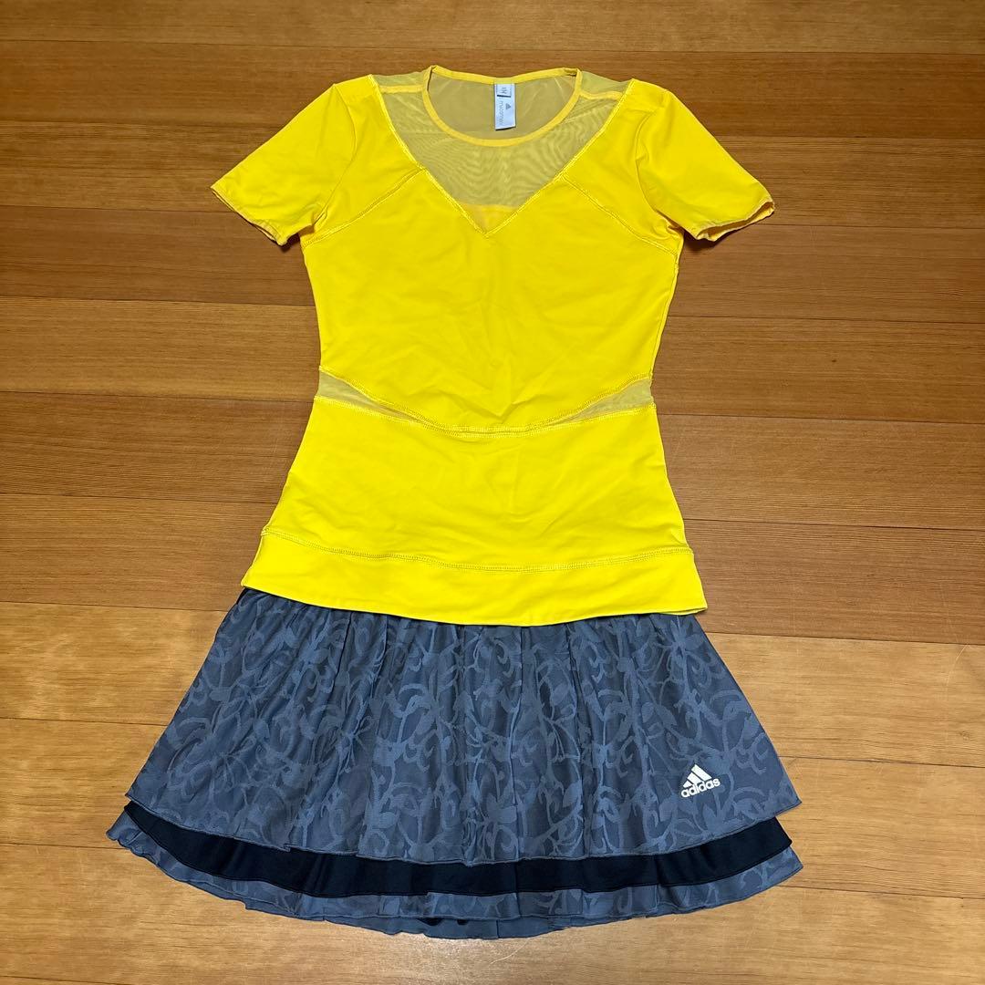 アディダスステラマッカートニー シャツ、スカート　２点セット