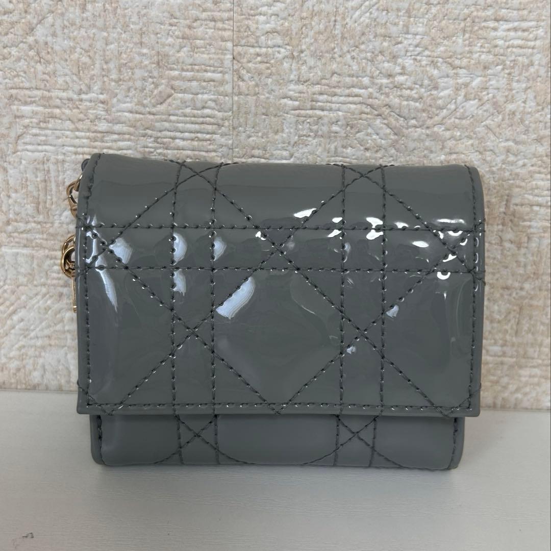 C*o様 【新品未使用❣️】Dior ロータスウォレット グレー 財布 3つ折り