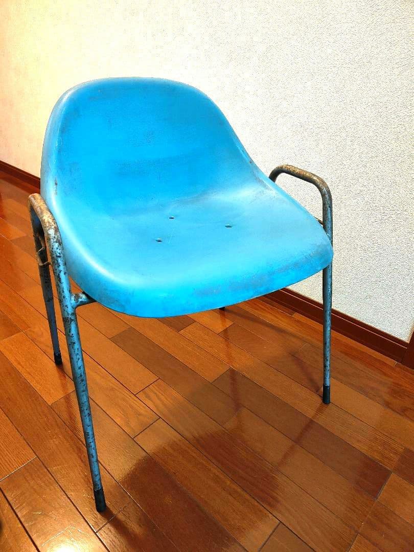 おしゃれレトロな椅子　アンティーク　古道具　スタッキングチェア