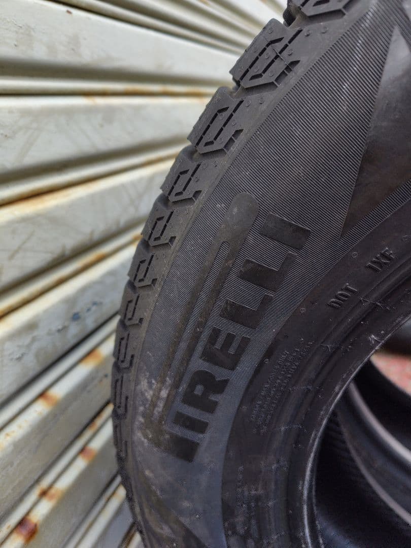 ピレリ シンメトリコ 195/65R15 2023年製