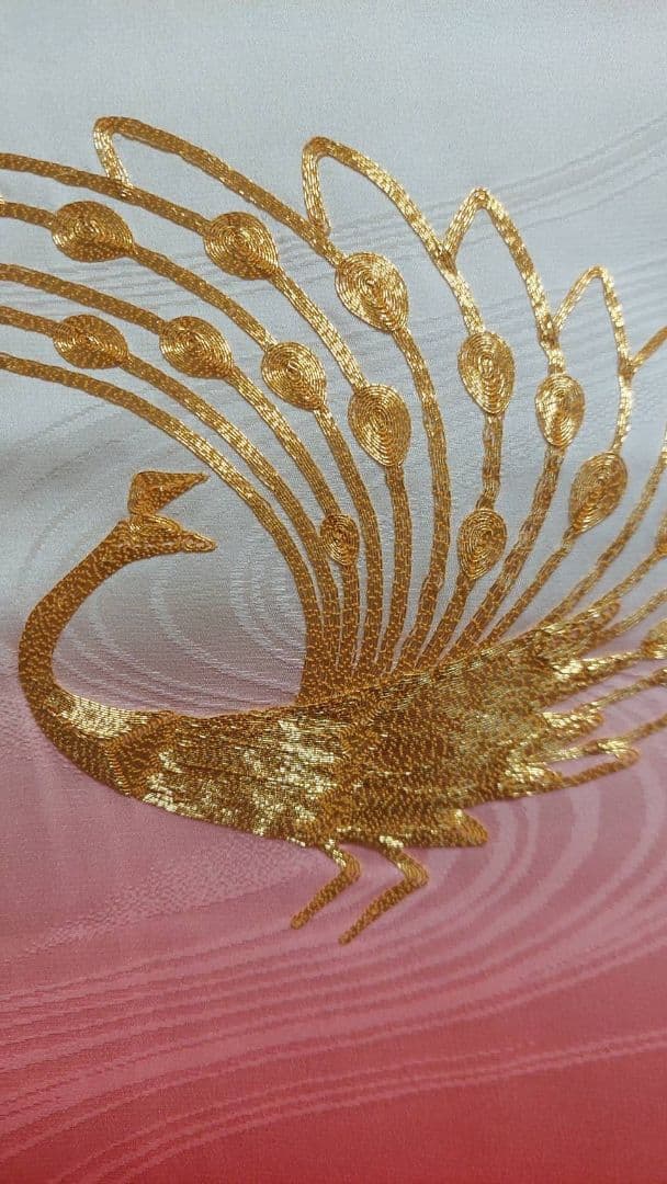 NA151アンティーク子供着物ジュニアサイズ正絹豪華金刺繍着丈134裄58センチ