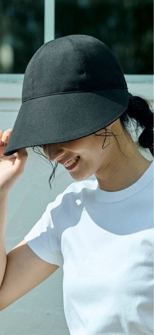 ブラック　キャップ　ワイドキャップ