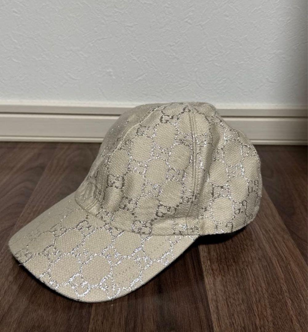 GUCCI キャップ ホワイト GGラメ M