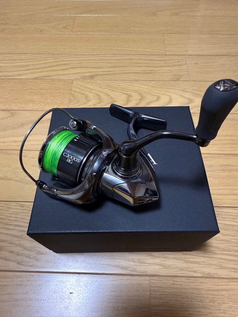 【値下げ中】シマノ ステラ C2000SHG スピニングリール