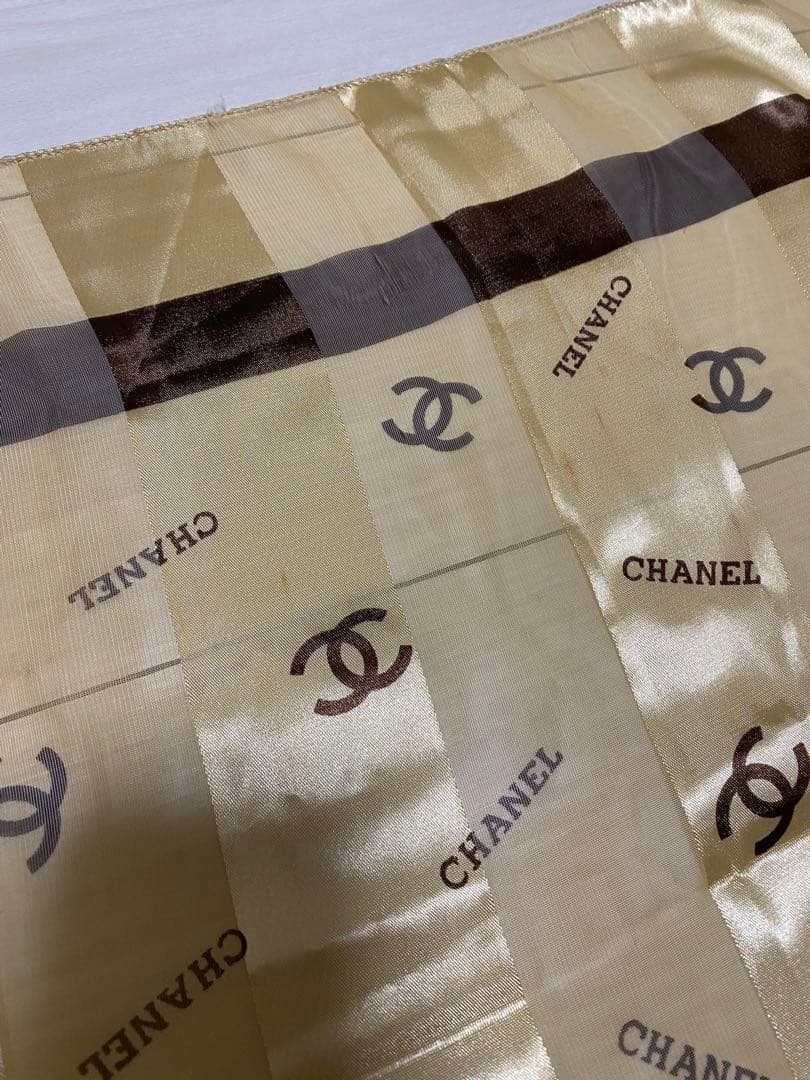 さ*ら様 CHANEL スカーフ　ロゴスカーフ