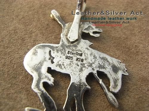 シルバー925　インディアンと馬のペンダントトップシルバーインディアンジュエリー