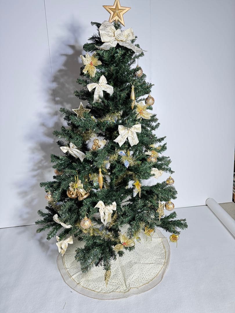 ゴールドのオーナメント　クリスマスツリー 約180cm