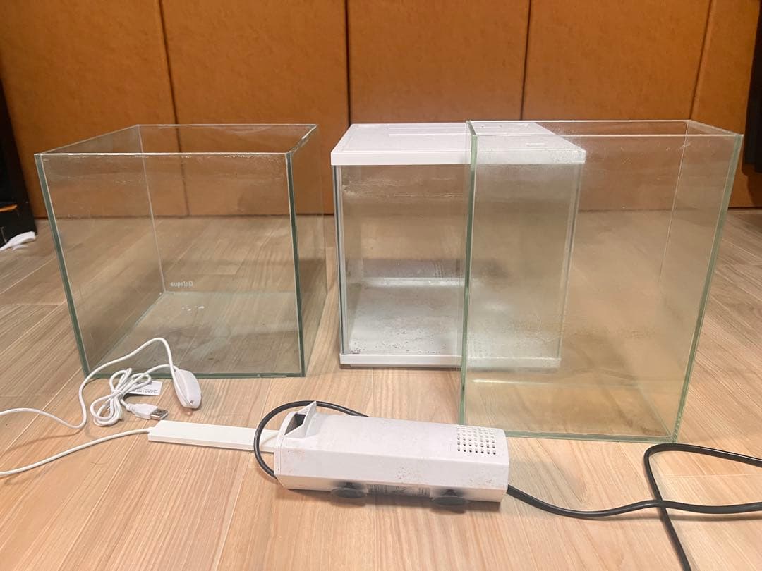 水槽・フィルター・水槽ライト 1つ800円均一！