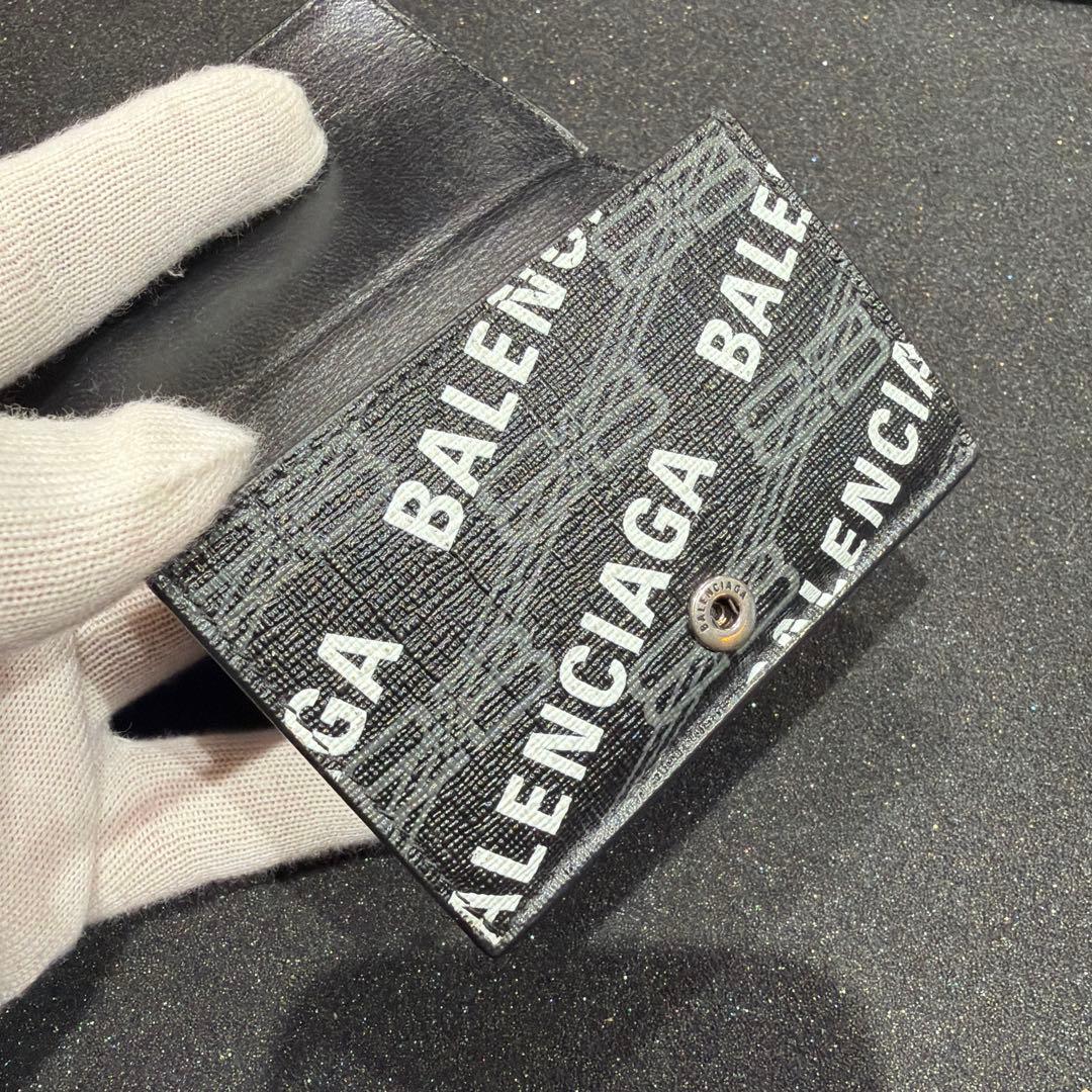 早い者勝ちBALENCIAGA ブラックレザー 三つ折り財布