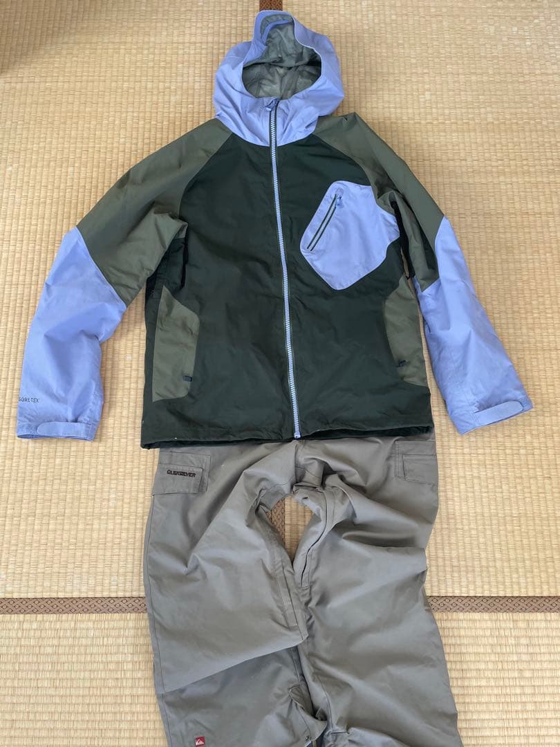 バートンAK クイックシルバー　スノーボード　ウェアセット