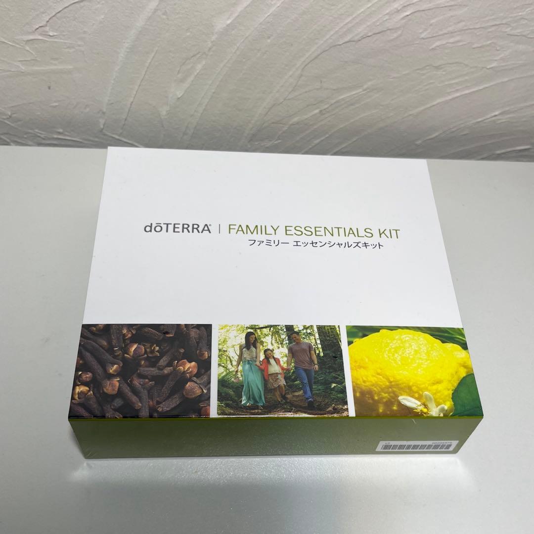 専用 【新品・未使用】doTERRAファミリーエッセンシャルズキット