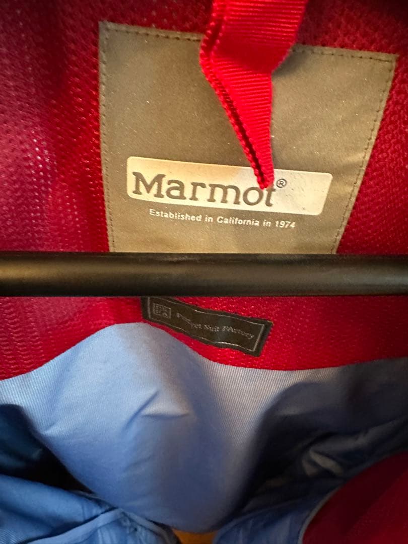 Marmot 透湿、防水コート