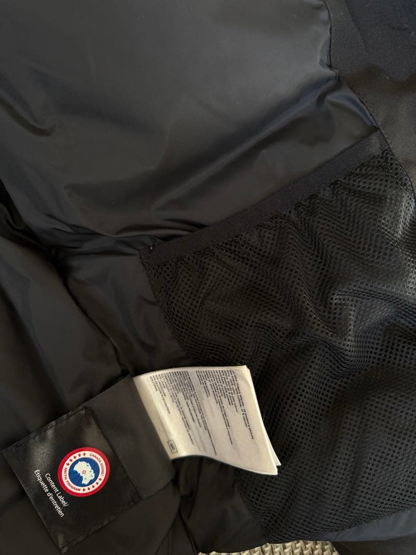 N*N様   ブラック ダウンジャケット　フード取り外し可