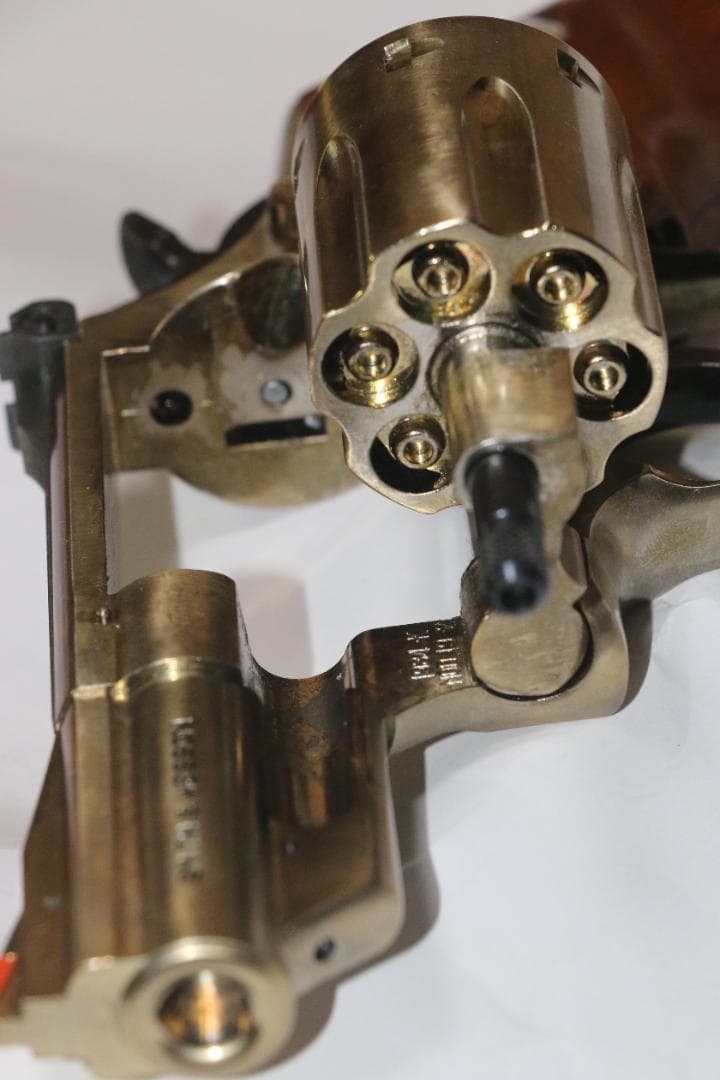 コクサイ金属製モデルガン　 S＆W Ｍ１９　マグナム２.5 インチ　SMG合法品