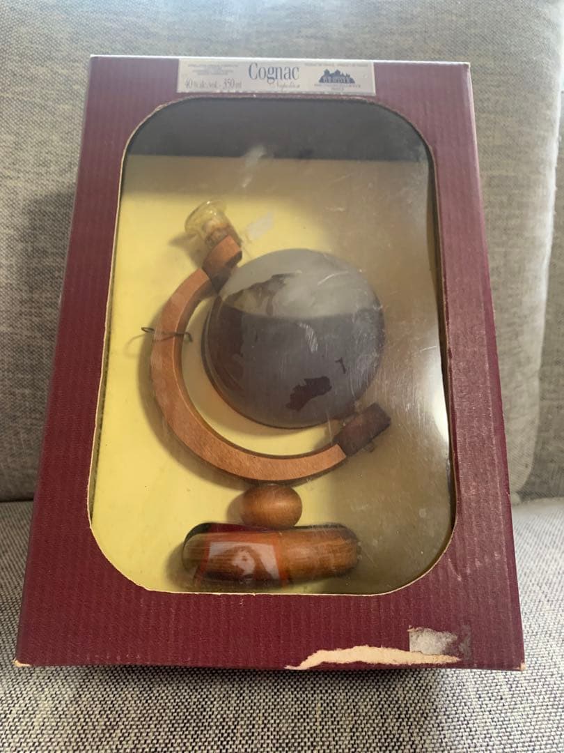 COGNAC(コニャック) ブランデー　ナポレオン　地球儀型ボトル