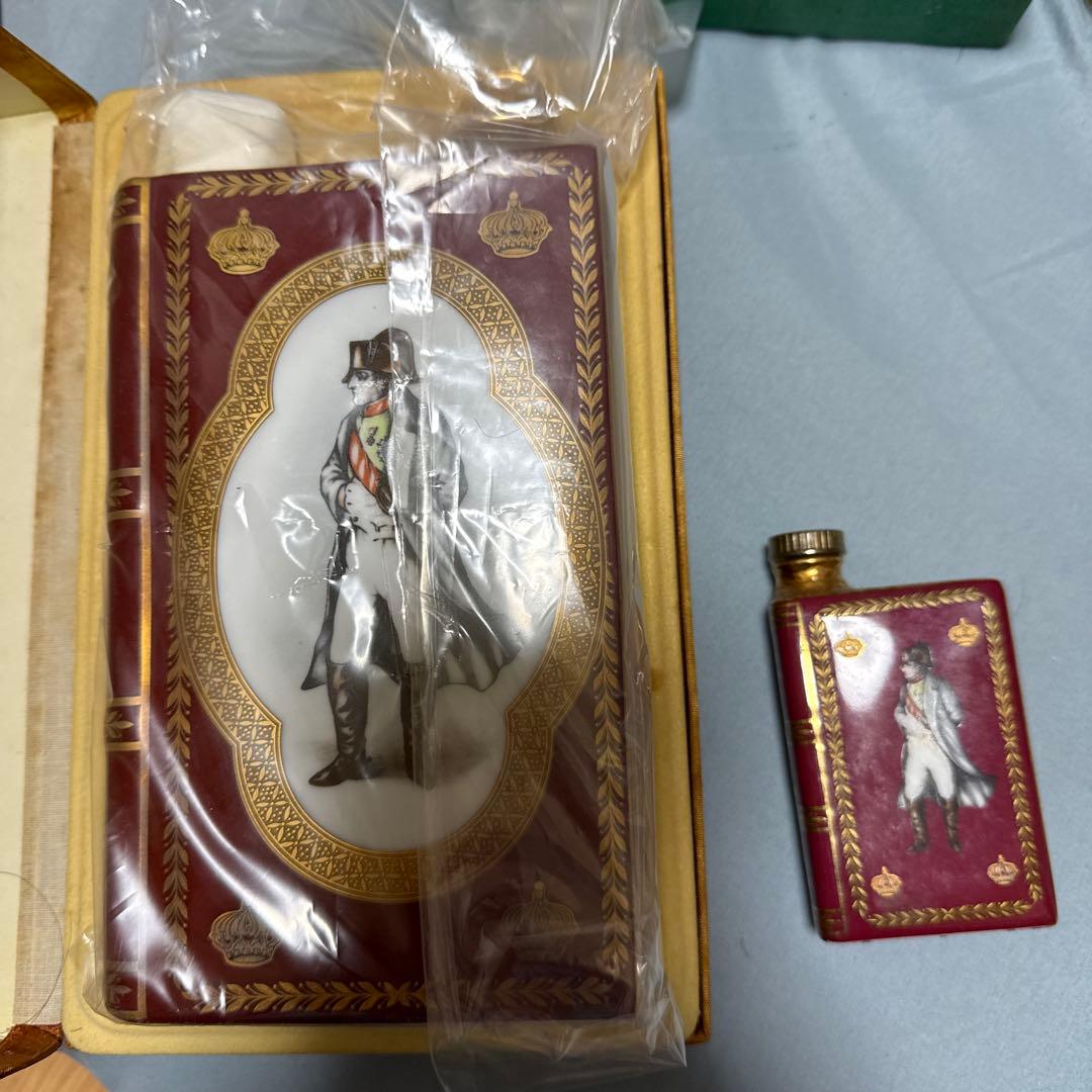 Camus Cognac Napoleon 限定版セット大きいと小さい