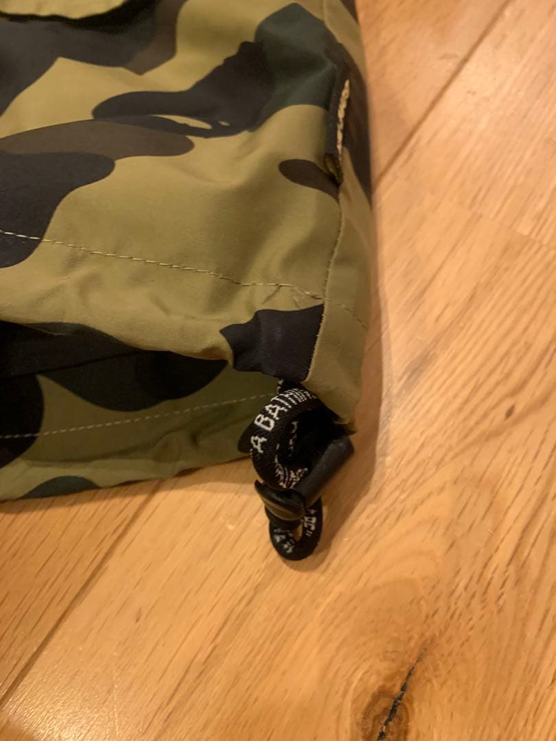 アベイシングエイプ　スノボJK ゴアテックス　BAPE カモ サイズM