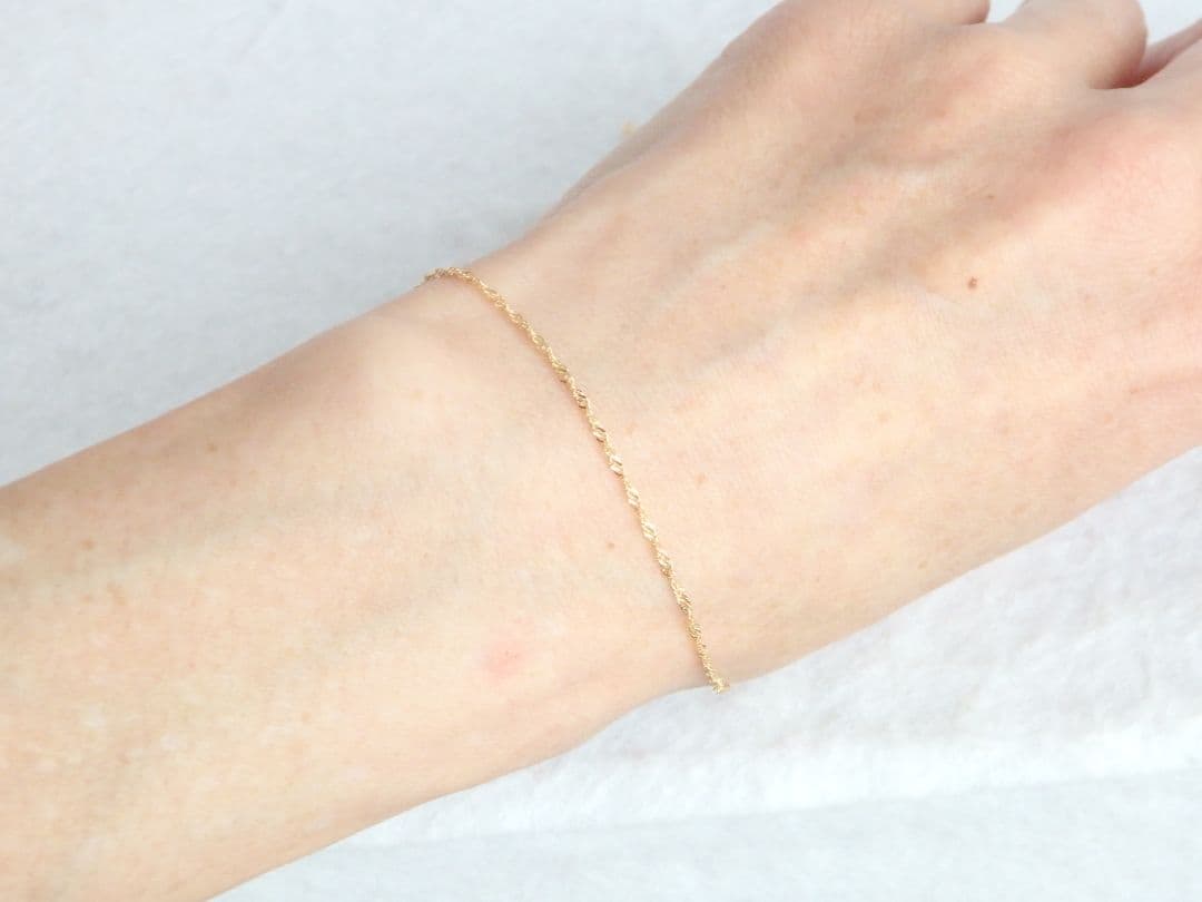 bowwow　k18ブレスレット　スクリューチェーン　1.3㎜幅