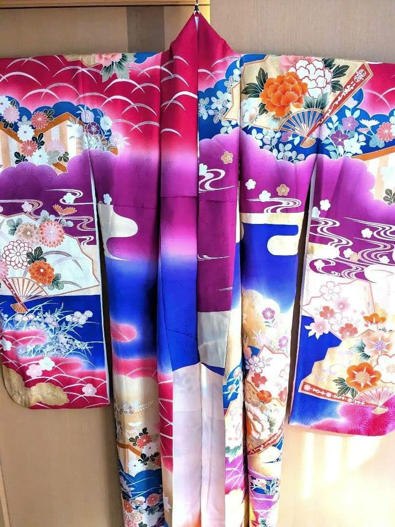 着物　振袖　和装　金箔　成人式　結婚式　晴れ着