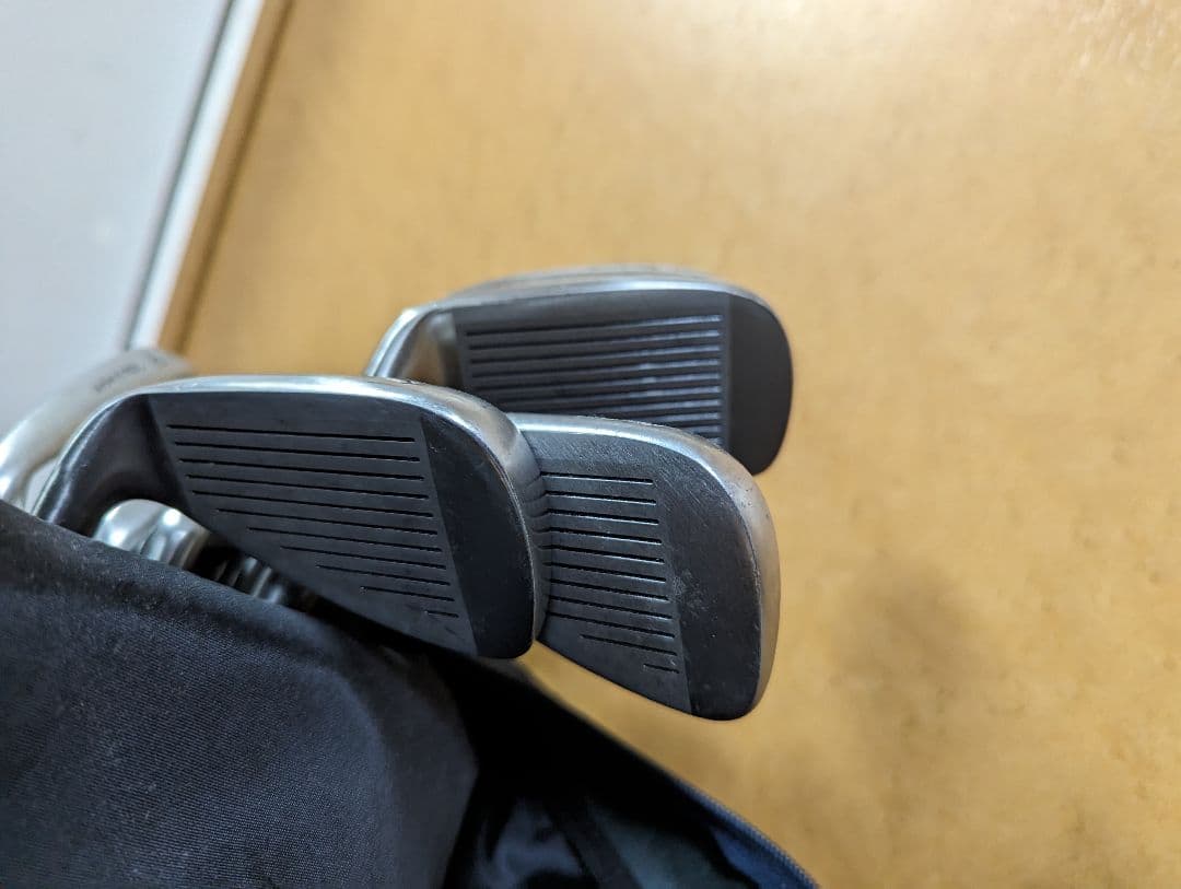 値下　マクレガー　mcgregor　カーボングラファイト　woss パター