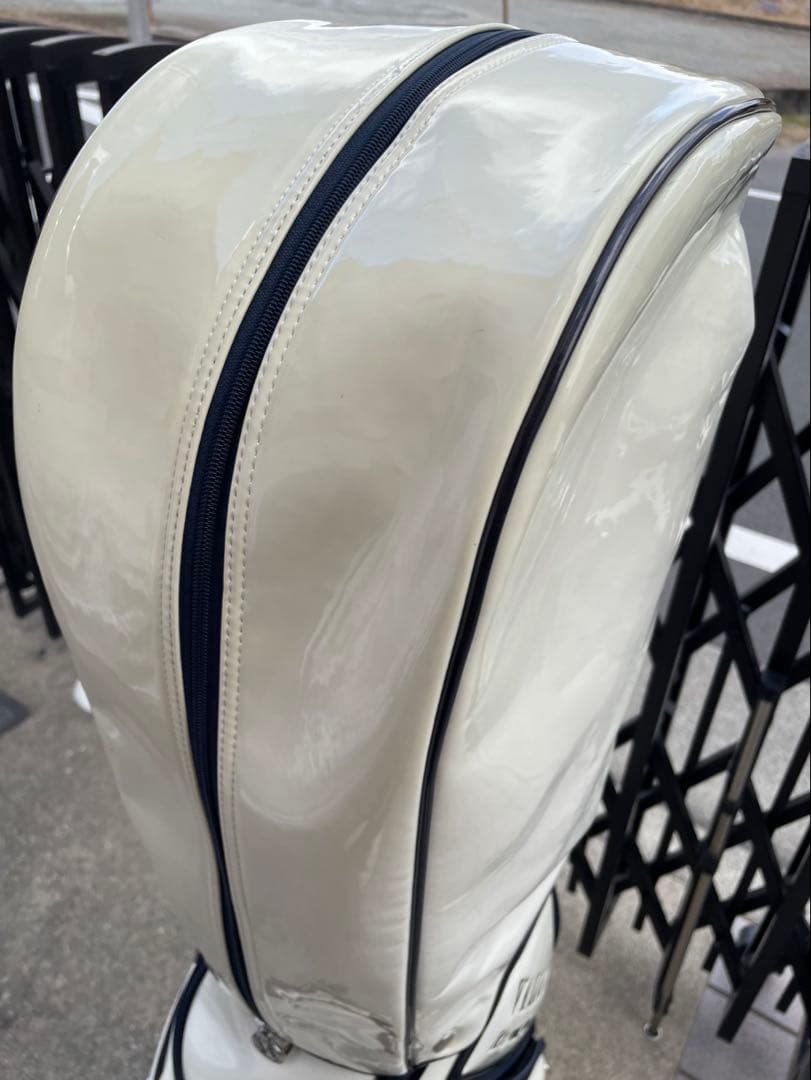 VALIANT ゴルフバッグ ハンサムデザイン