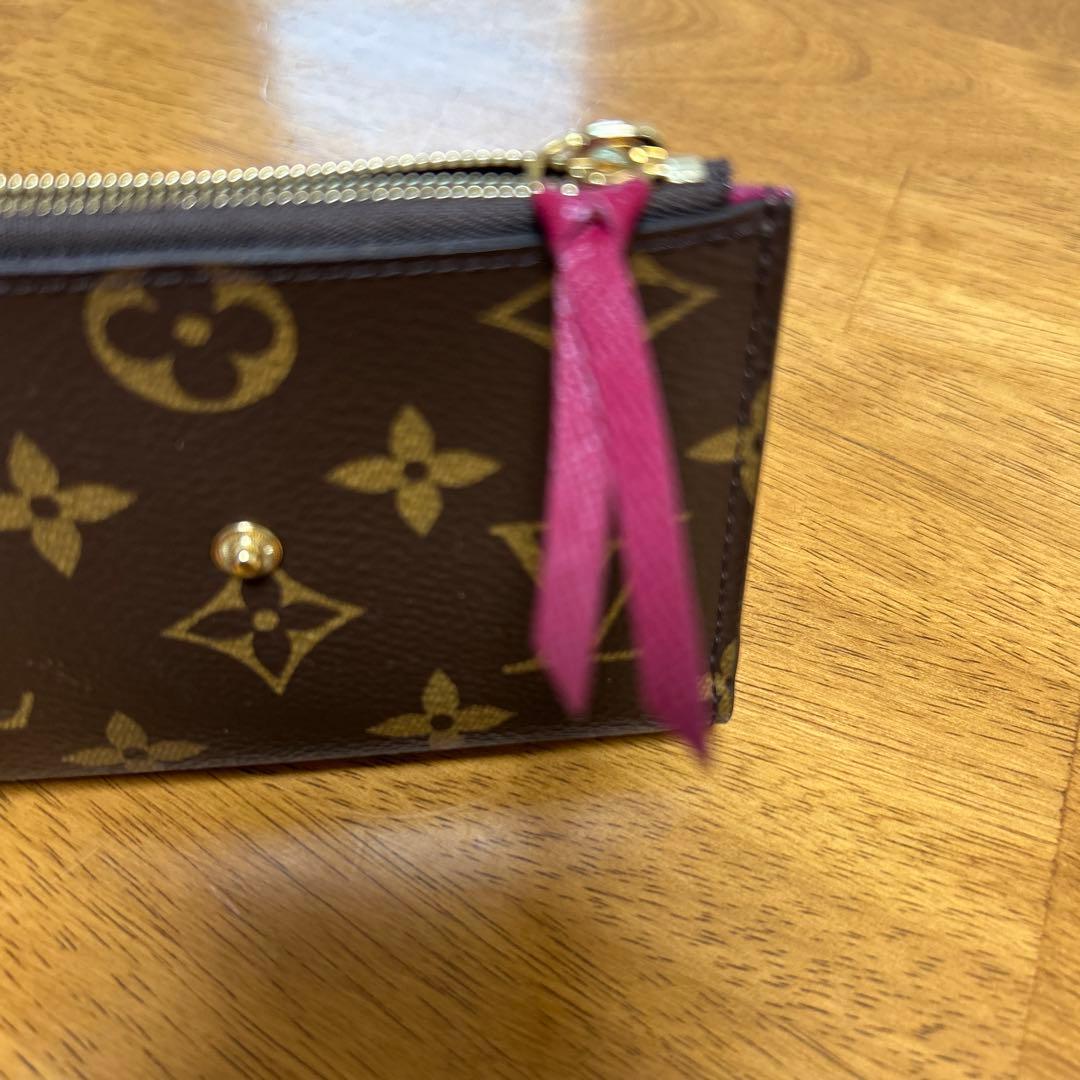 LOUIS VUITTON ポルトフォイユ　ヴィクトリーヌ　三つ折り財布