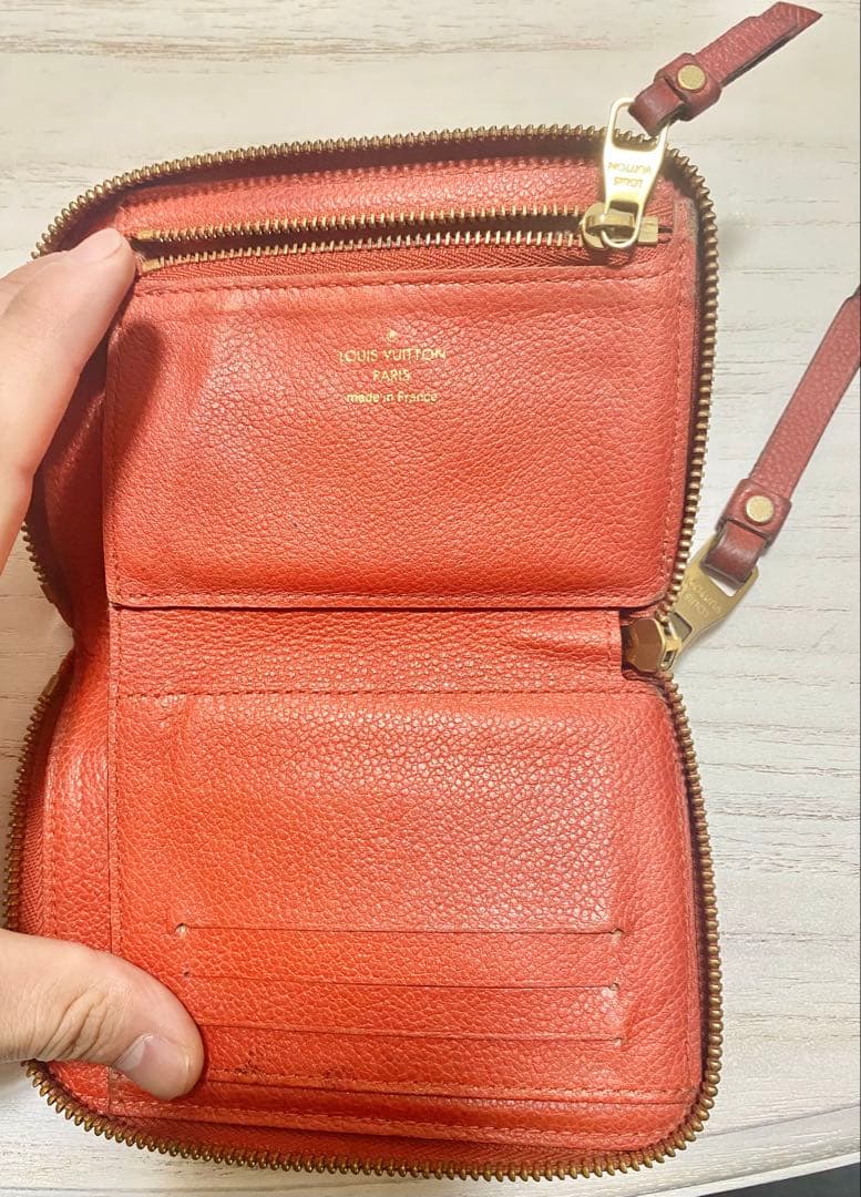 霧*島様 Louis Vuitton アンプラント　ケース ブラック　正規