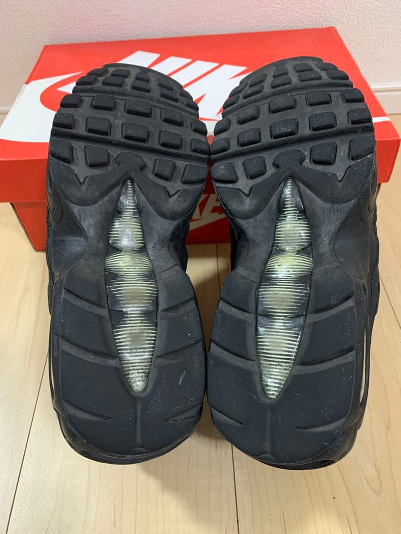 ナイキ　エアマックス95 トリプルブラック　26cm