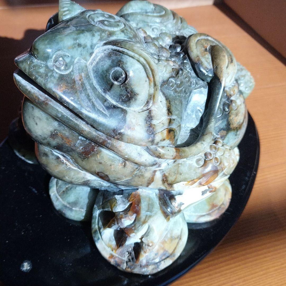 カエルの置物