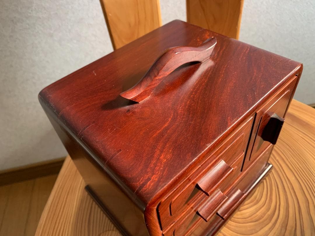 宝物箱　 紫檀 小物入れ 貴重品入れ 宝石箱 　ローズウッド