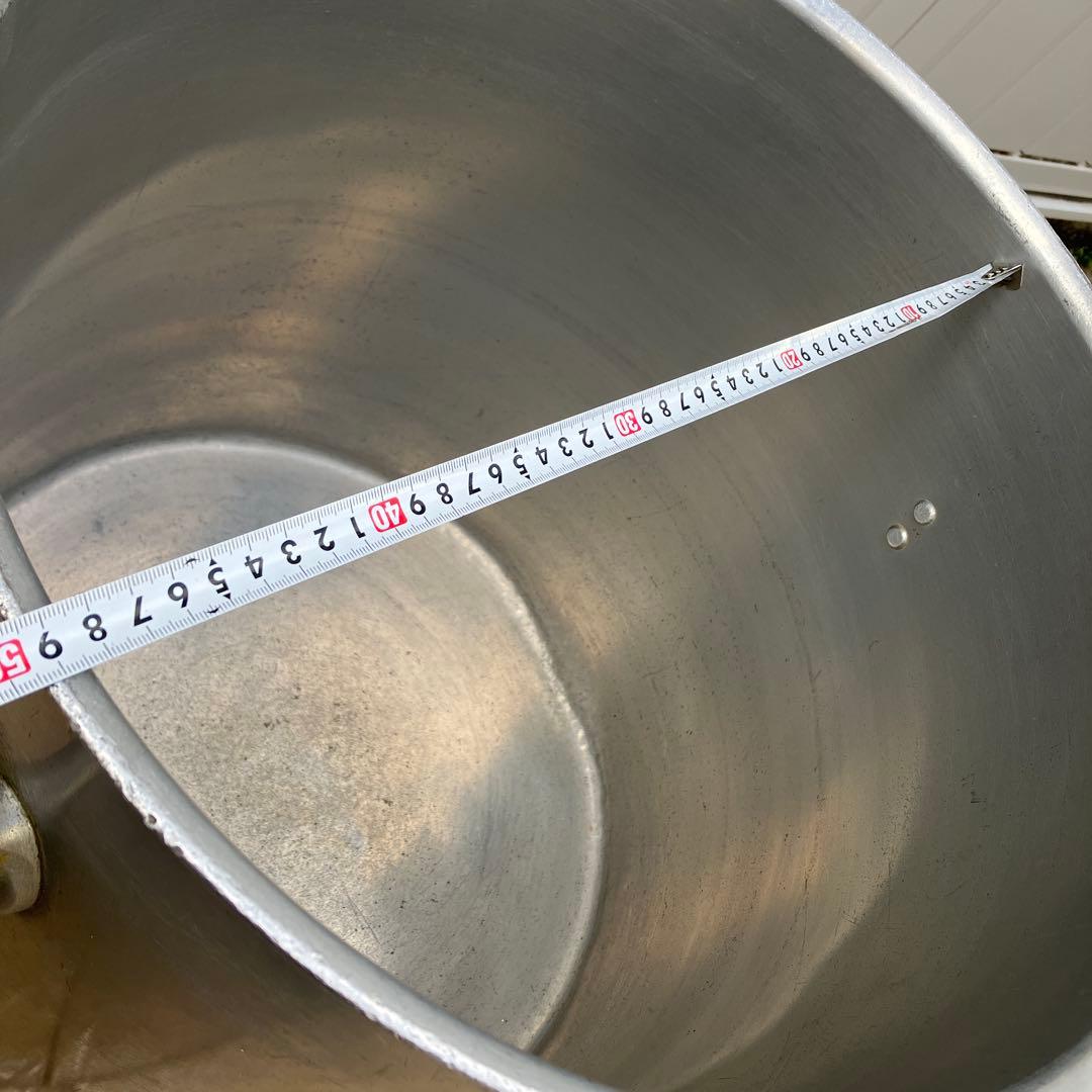 業務用　大型アルミニウム製寸胴鍋　大容量　両手取っ手付き　内径約48㎝　材分厚い