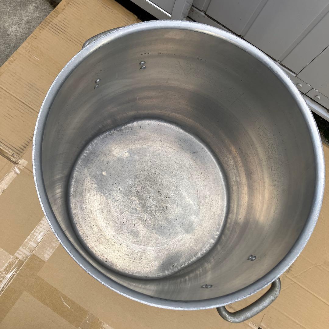 業務用　大型アルミニウム製寸胴鍋　大容量　両手取っ手付き　内径約48㎝　材分厚い