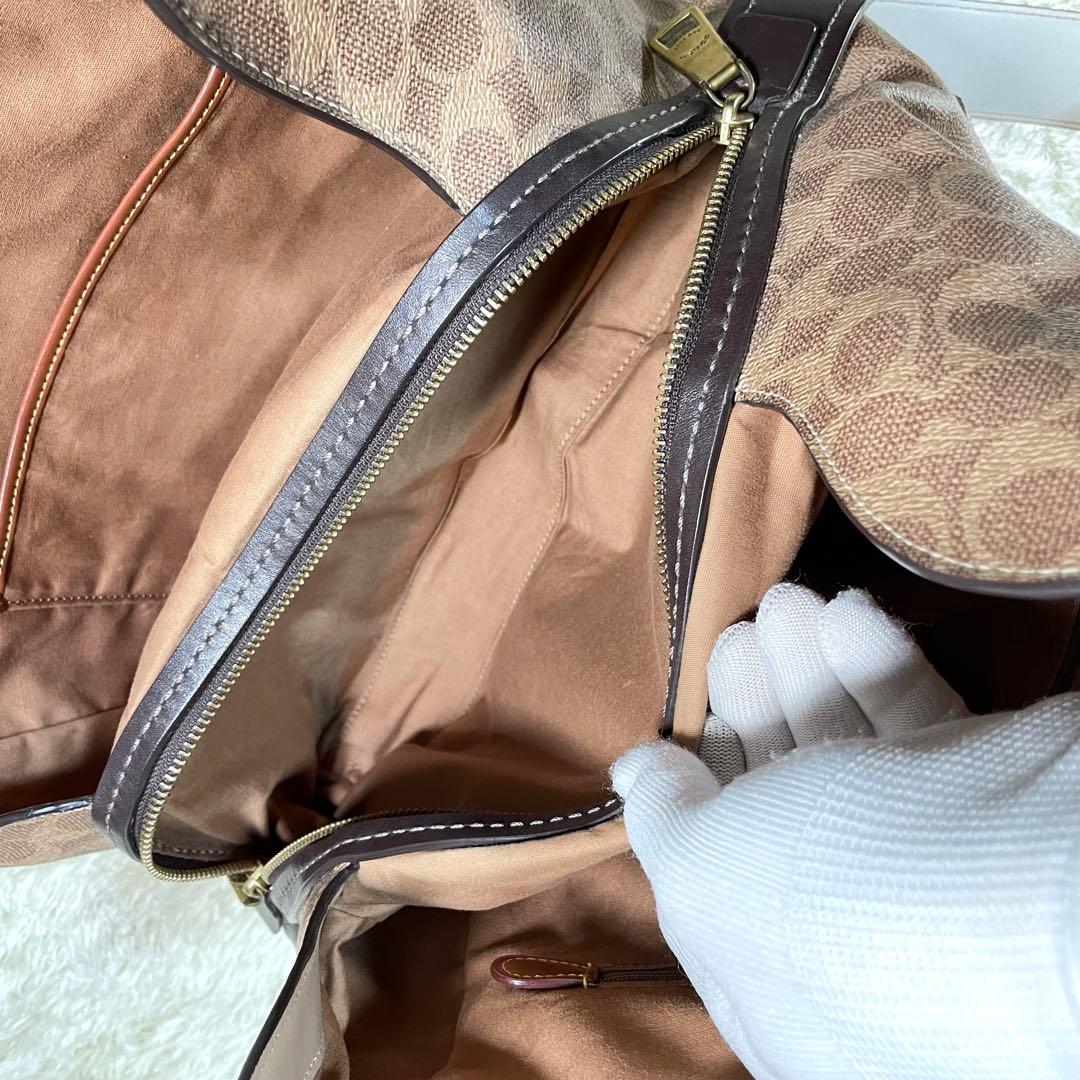 レア❗️コーチ ダルトン 31 ブロック シグネチャー スネークスキン ディテール