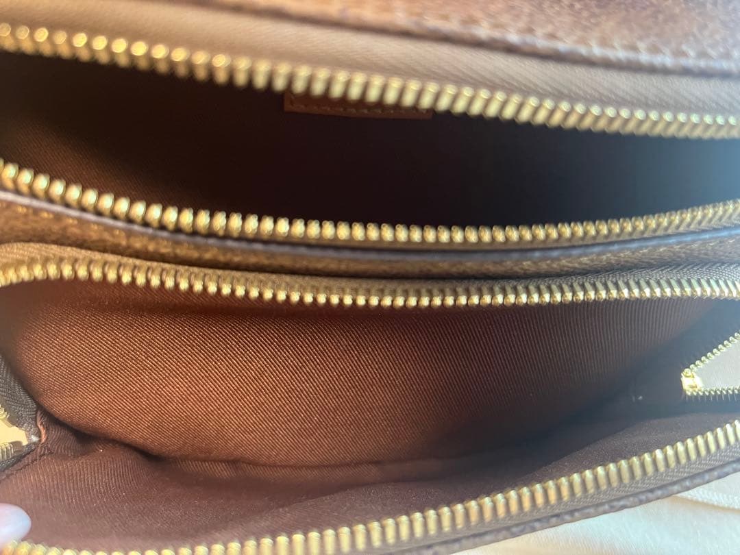 LOUIS VUITTON ルイヴィトン バムバッグ