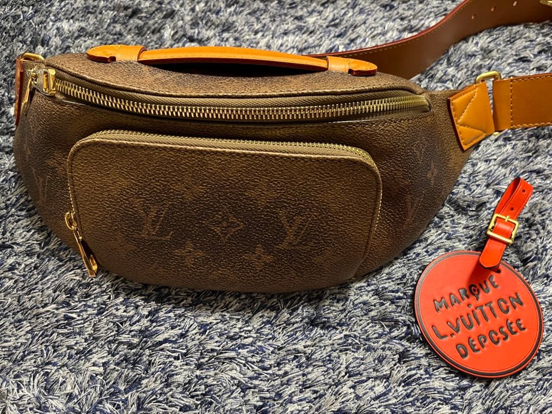 LOUIS VUITTON ルイヴィトン バムバッグ