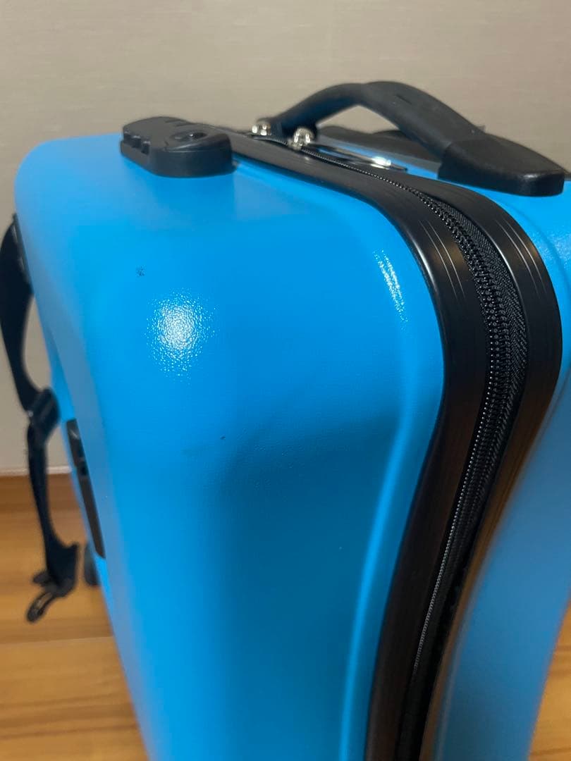 子供が乗れるキャリーケース 取手収納　キッズトラベル