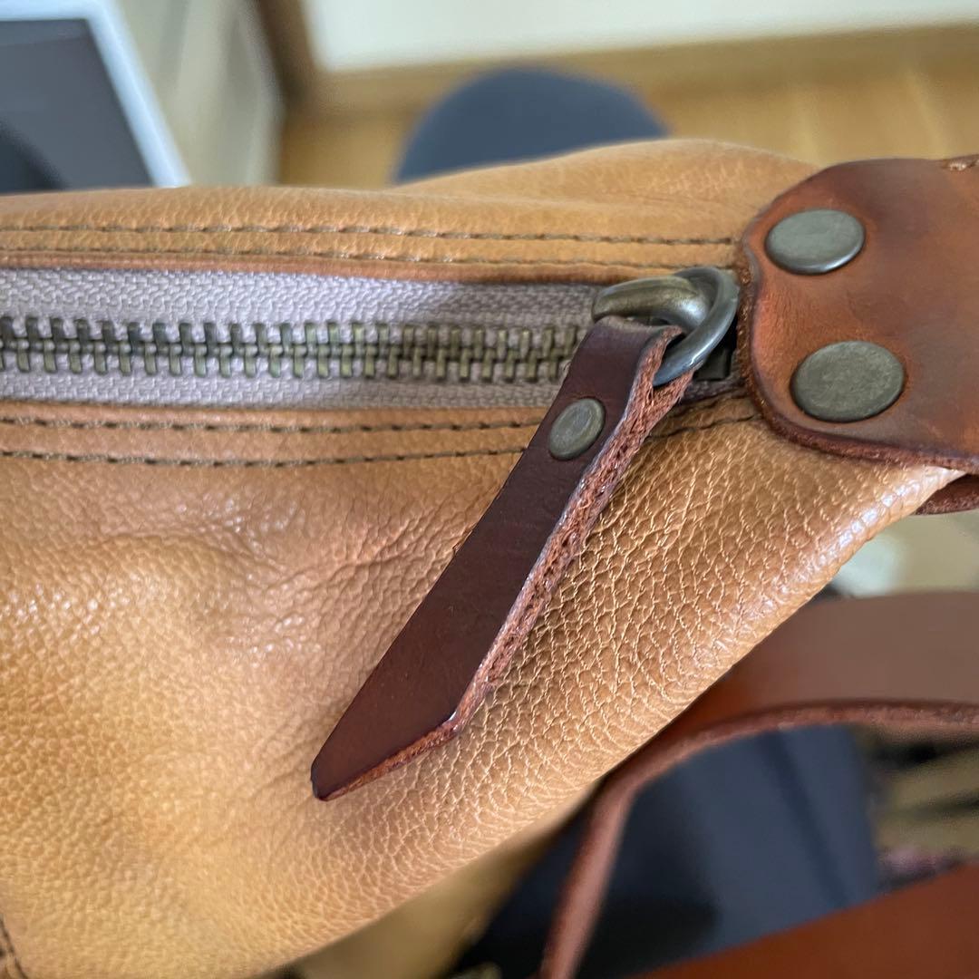 MOTO ショルダーバッグ