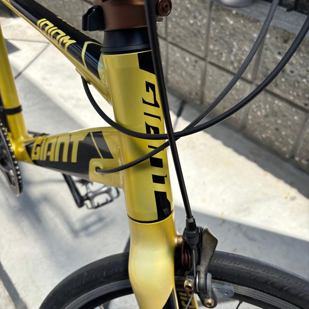 GIANT イディオム2 ミニベロ イエロー 軽量 屋根付き保管