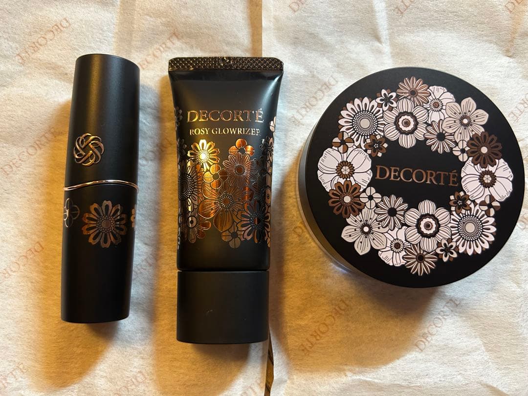 コスメデコルテ 2025 クリスマスコフレ